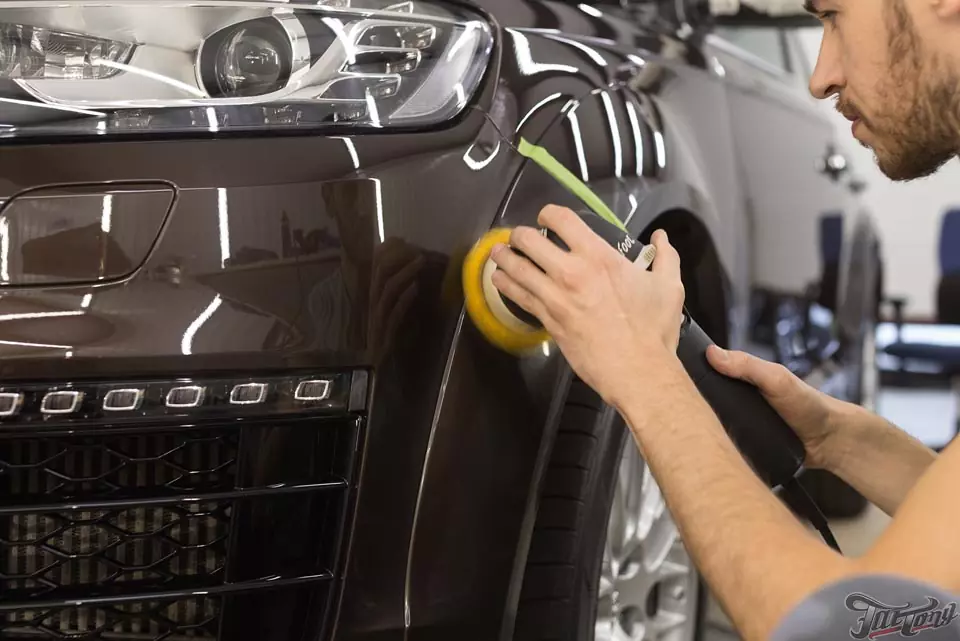 Audi Q7. Детейлинг полировка и пошив руля в кожу!